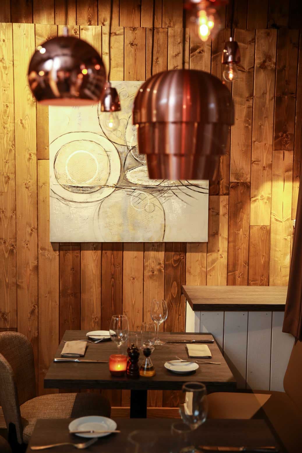 Feestelijk gedekte tafel